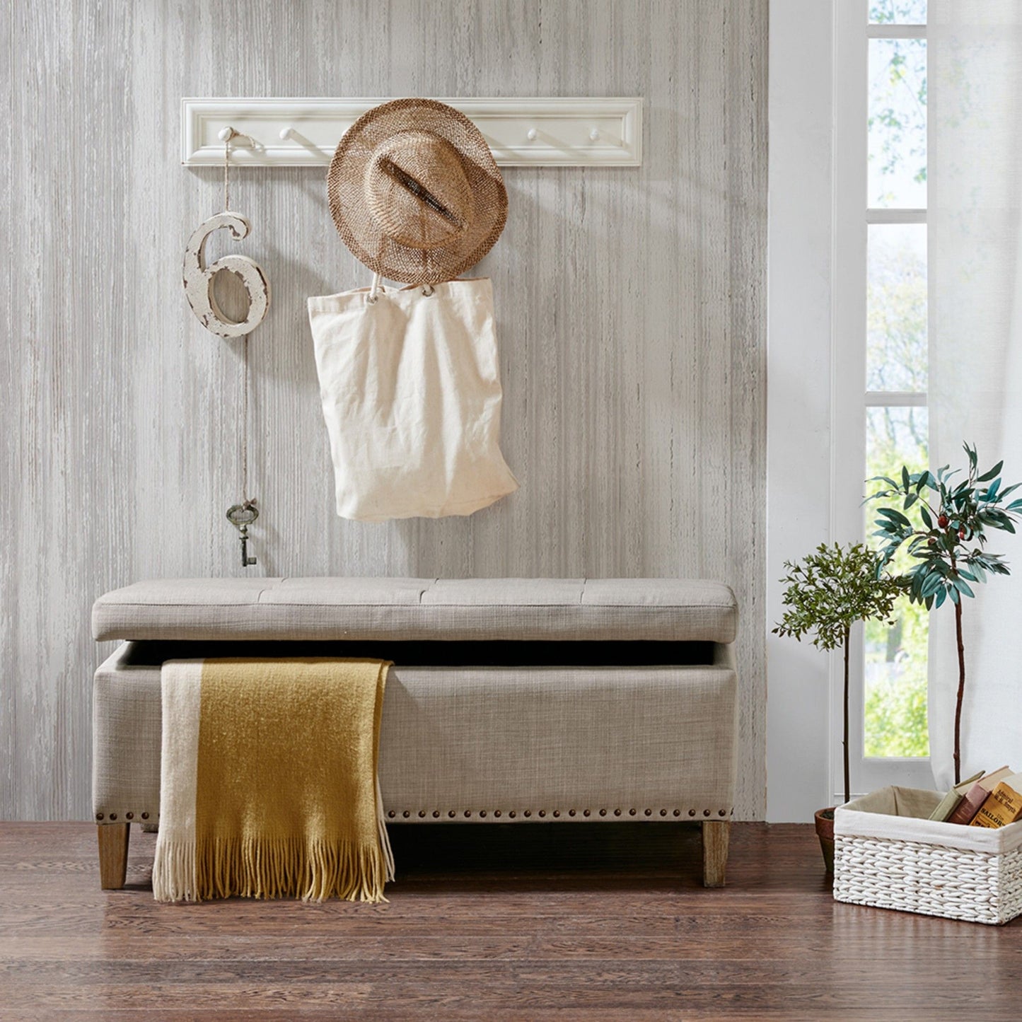 Modern Tufted Top Soft Close Storage Bench With Button Detailing - Light Gray